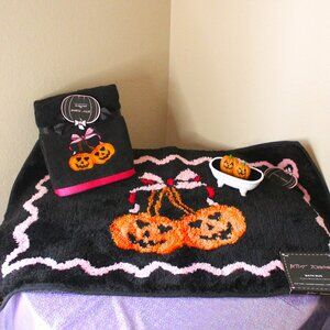 Betsey Johnson Jack O'Lantern Halloween Bath Set NWT